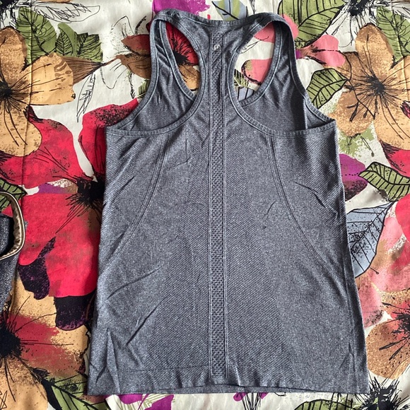 Lululemon Swiftly Tech Racerback - Picture 4 of 7